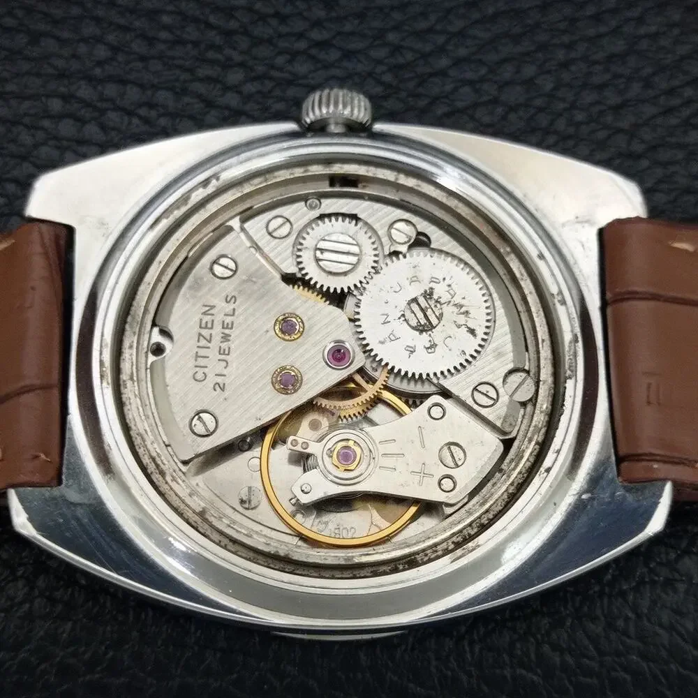 Vintage 1983 Citizen Manual Wound Mens Silver Watch W/Date & Silver accents